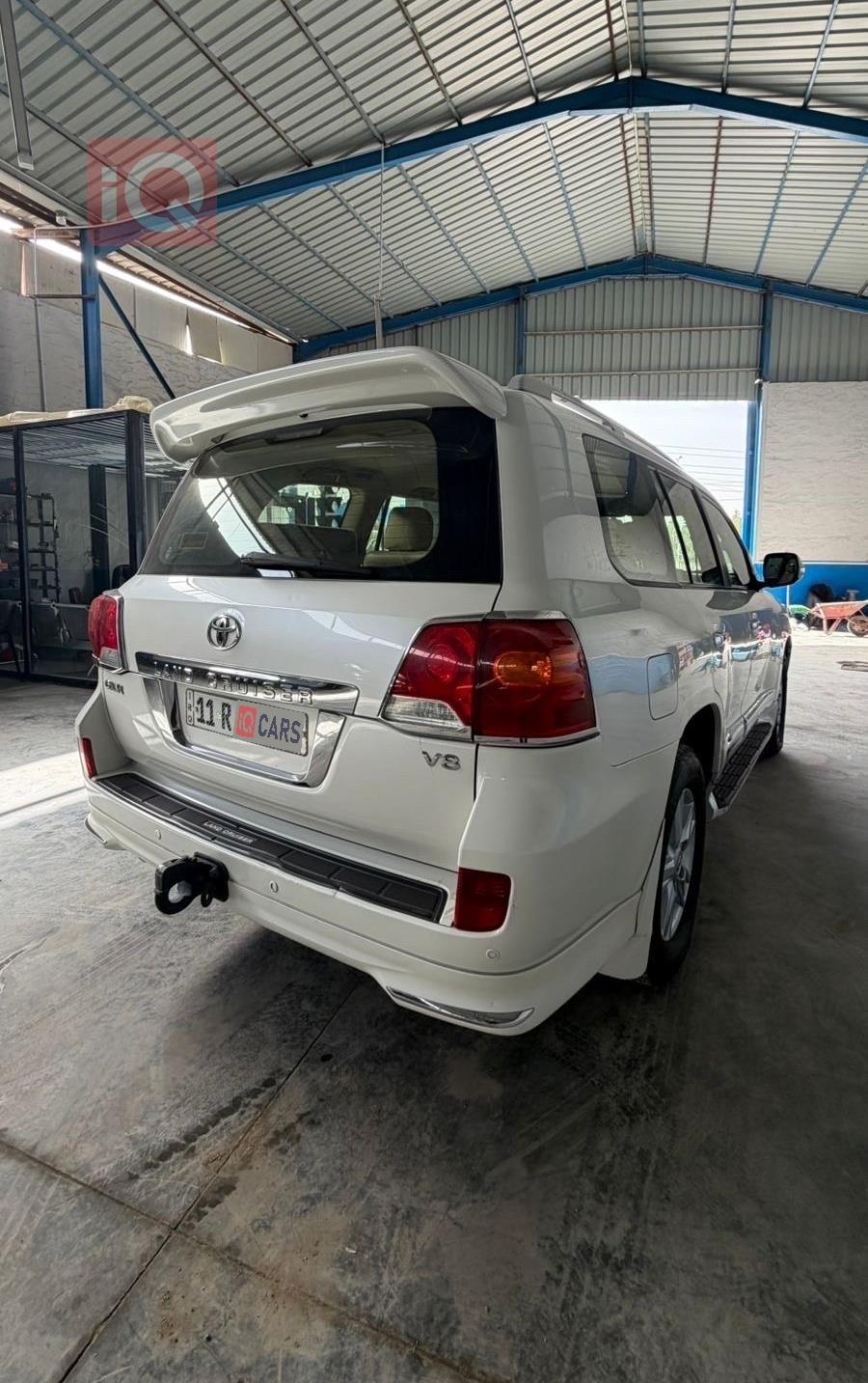 تويوتا لاندكروزر